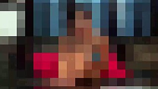 Contenido de fetiche de polla pequeña con características de femdom y POV