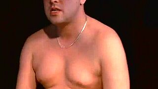 Lucky Stud Gets Wild Oral Pleasure From Mature Milf in Public Spot