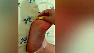 Video showcasing my young shaved legs for eager fans