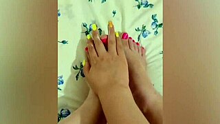 Video showcasing my young shaved legs for eager fans