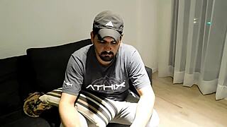 糟糕的女仆，对不起，不能告诉夫人这件事，第1部分