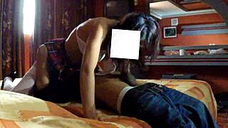 学生妹酒店穿裙热操