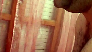 hey, just had amateur sex with a fat hairy pussy, wanna see?