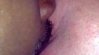 他舔妈妈屄像最后一餐 细品每滴淫水