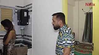 indian wife’s romantic kitchen love is so hot 🔥