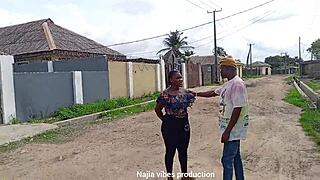 Meeting a guy on the street leads to outdoor fuck with big ass