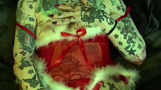 Milf On The Shelf Xmas Solo Orgasm