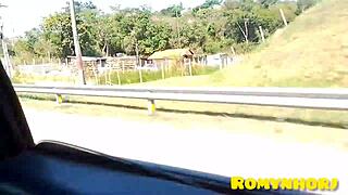 neg�o carioca dotado foi pra cabo frio ficou em um hotel que do lado tinha uma gostosa casada de biqu�ni ficou se masturbando foi pego ela convidou pra ir pro guarto dela fudeu sem camisinha gozou dentro