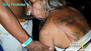 mini gangbang with kely pivetinha at festa prime party