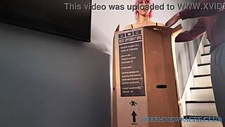 哇，这个性爱娃娃摸起来超真实，分享我的感受