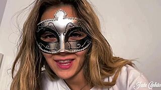 A crazy fan comes in for a steamy session with Jade Canhoo