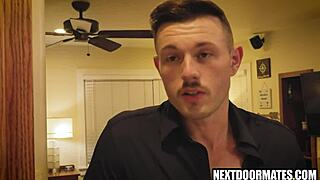 Gay couple bangs hard on Valentine’s Day, so hot! 💥