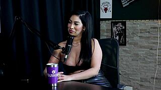 Got a fetish for gay porn, switched roles, loves two men for blowjobs - Amy Yamaguchi