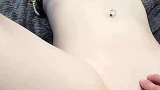 Amateur PORTRAIT GETS MACHINE FUCKED in Raw POV Action
