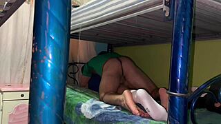 A mi bro lo traté con amor, su culo en el gym me volvió loco! 💪