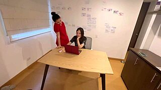 my med student tricked me into getting naked at office 😳