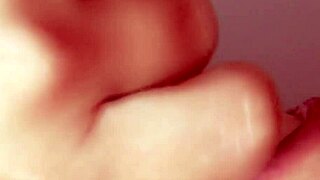 继妹在无码日本特写射精场景中榨干我，超真实！