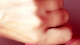 继妹在无码日本特写射精场景中榨干我，超真实！