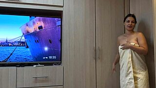 we family, i bang step sis-in-law in wife's bed, oops creampie