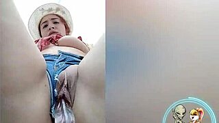 Wanna see a curvy cowgirl ride her huge toy with tasty moves?