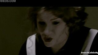 莎拉·保罗森和林赛·普尔西弗在《美国恐怖故事》中激情性爱！