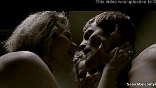 莎拉·保罗森和林赛·普尔西弗在《美国恐怖故事》中激情性爱！