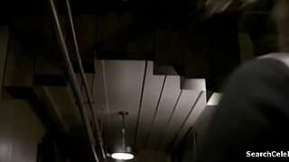 莎拉·保罗森和林赛·普尔西弗在《美国恐怖故事》中激情性爱！