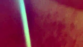 抓她洗澡直接埋头舔逼