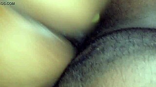 今晚与女友继妈的肛门动作