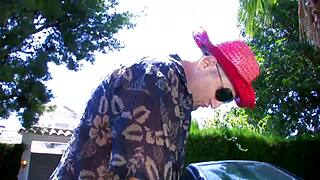 Wild rough banging with skinny Latina milf in quick session.