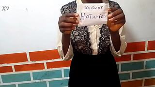 Skinny babe, show off that ass in softcore solo!