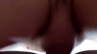 Hey, you think this esposa is banging the neighbor while hubby’s at work?