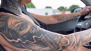 Uber Driver Spreads Wet Pussy For Client Payment