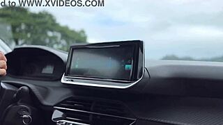 Uber女司机为客户张开湿逼换钱