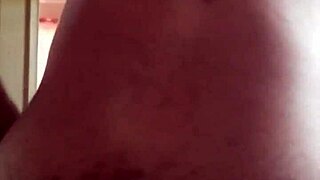 delivery guy sucks and rides tranny for fun