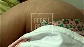 Taboo Role Play With Meio-Irmão Comforting Sad Schoolgirl Sister! 😢