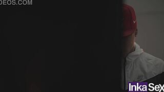 嘿看这小巧委内瑞拉辣妹翘臀求学习后入！