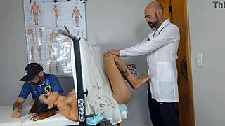 妻子被假变态妇科医生骗上床