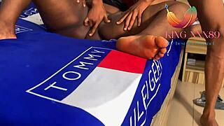 邻居黑人骚货大奶油逼超诱人