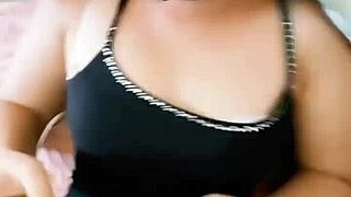 selingkuhan gets to bang his friend's chubby wife in steamy asian affair