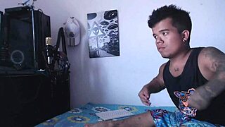 stepsister gets horny and plays with my dick while i game, licking and deepthroating 😈