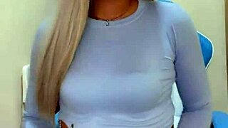 小奶人妖Rica猛撸硬屌