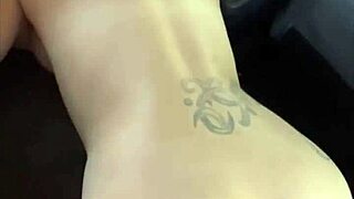 巨臀街妓公共场合女上位狂骑大屌