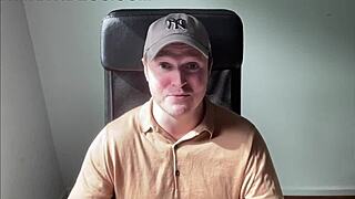 art school setting sparks a unique intimate encounter