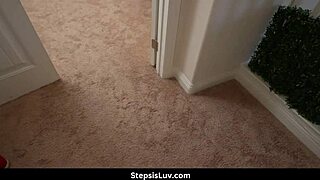 Making Angel Gostosa Vibrate Hard with Austin Pierce in Raw Teen Action