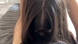 Video educativo preparando o saco pra transar depilando bolas brilhando