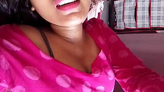 Indian Bhabhi Teases Boyfriend With Assets?