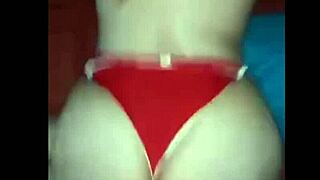 Tory Lane享受3P双洞猛干