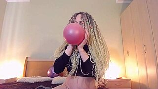 i made a custom balloon video for mommy