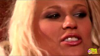 cindy craved wild lesbian fun with jenna.